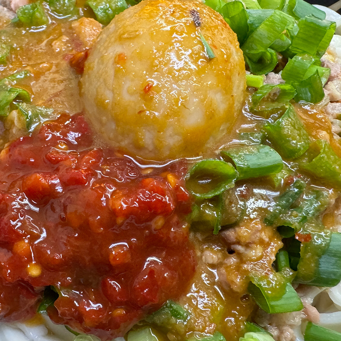 病みつきの麺料理。