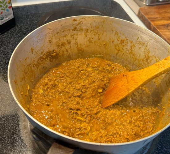 スパイスカレー。