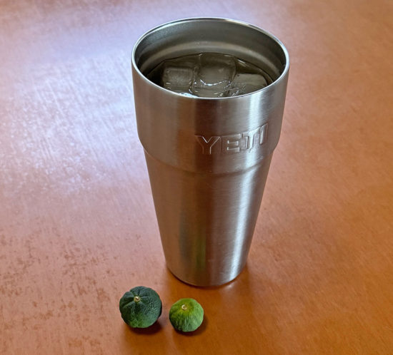 何はともあれハイボール。