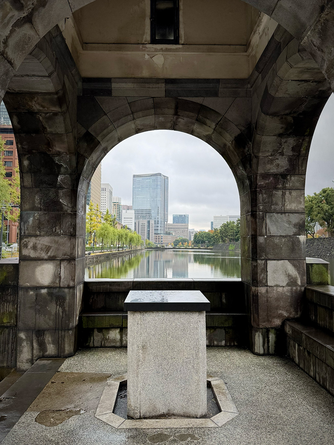 【写真満載】霧雨の皇居ラン。