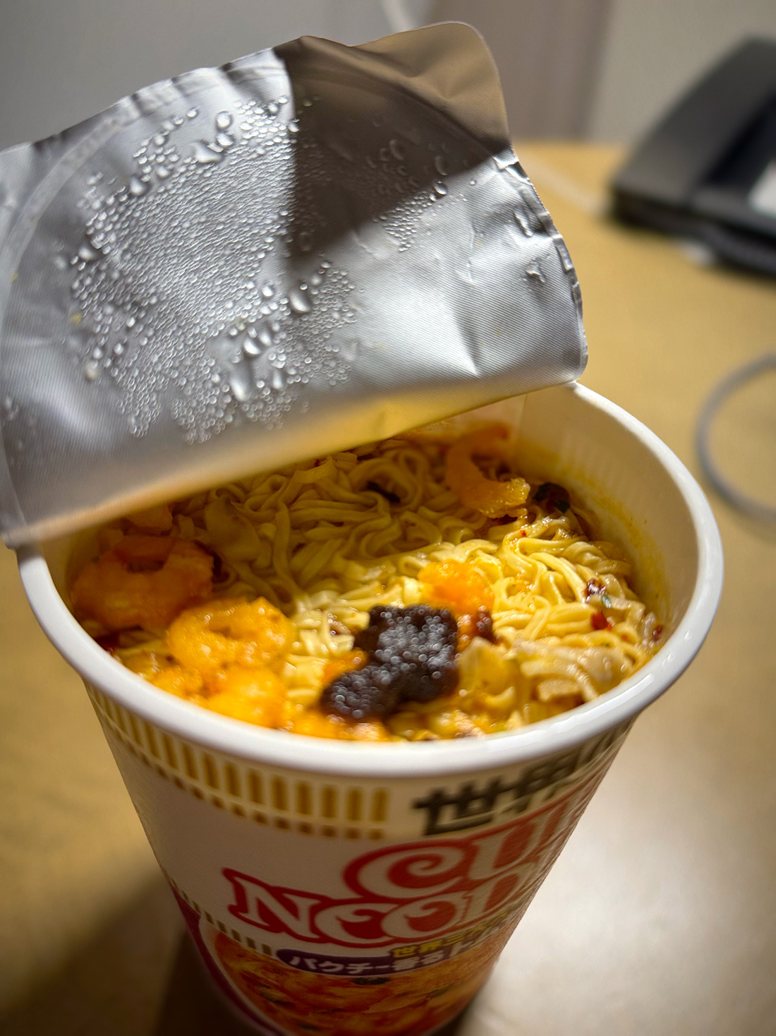 IMG_4707-2 【俺の夜食】世界のカップヌードル パクチー香るトムヤムクン