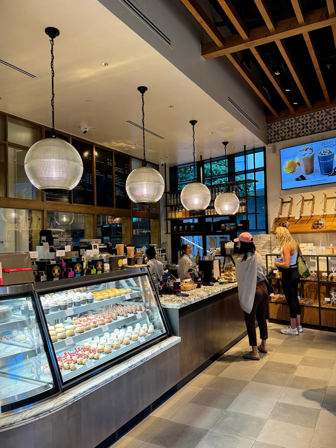 ハワイで美味いハードブレッド | ディーン＆デルーカ ハワイ カカアコ・コウラ店