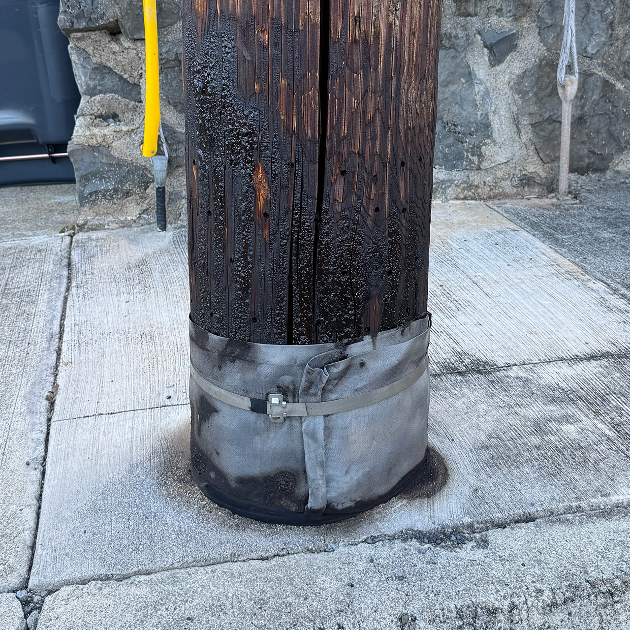 IMG_6486 ハワイの電柱。