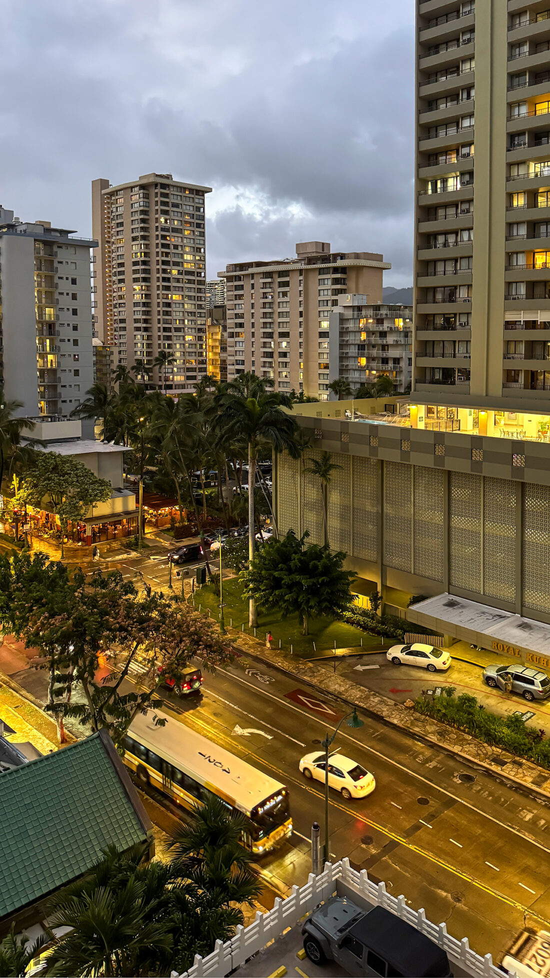 久しぶりのワイキキで思い出した都会的な感じ。