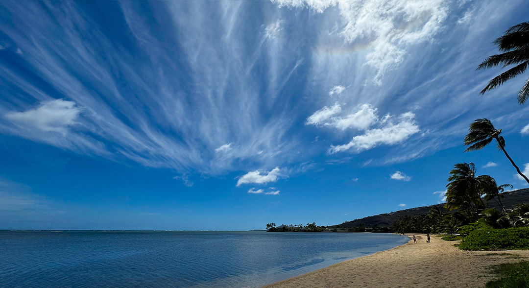 BMXでビーチへ。