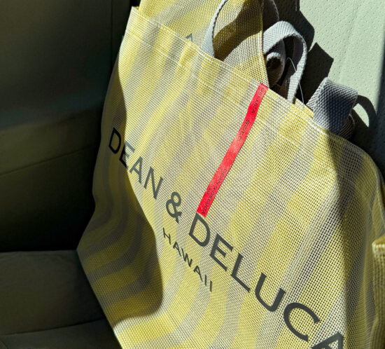 DEAN & DELUCA HAWAII 2026年の限定カラートート。