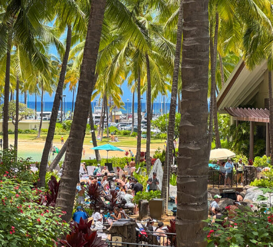 午後、ヒルトンにて。