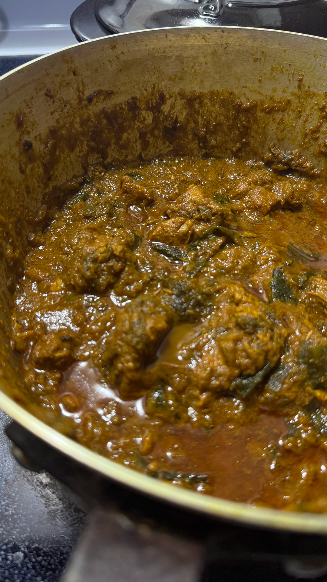 磯の香りとスパイスが爆発する旨味特化型和風カレー。 磯の香りとスパイスが爆発する旨味特化型和風カレー。