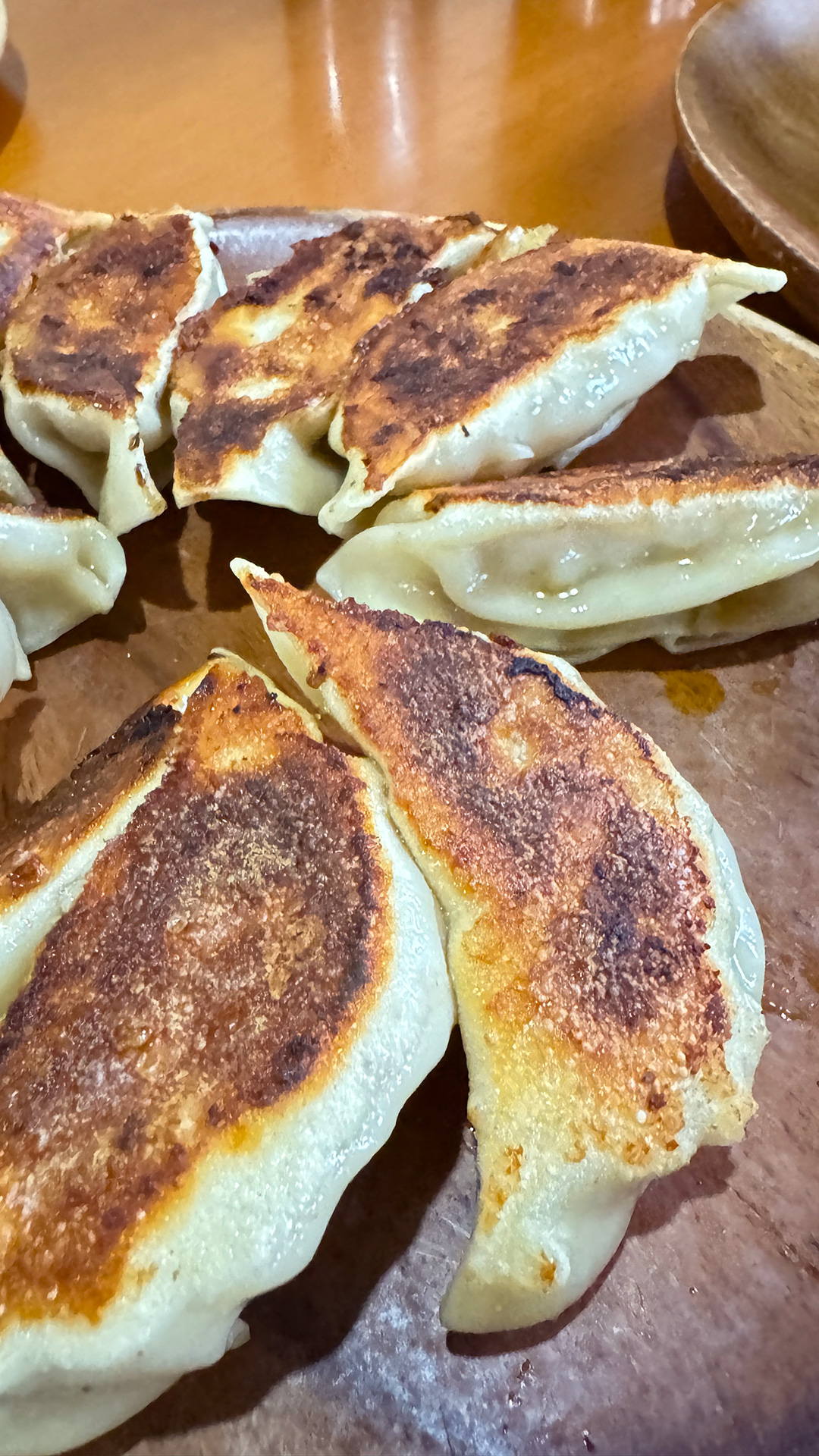 ケンちゃん餃子を建ちゃんの食べ方で。