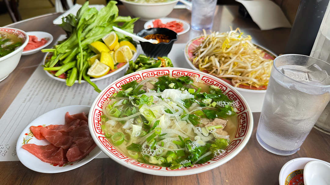 ハワイの人気フォー屋さん、トーチャウの名前の由来は？